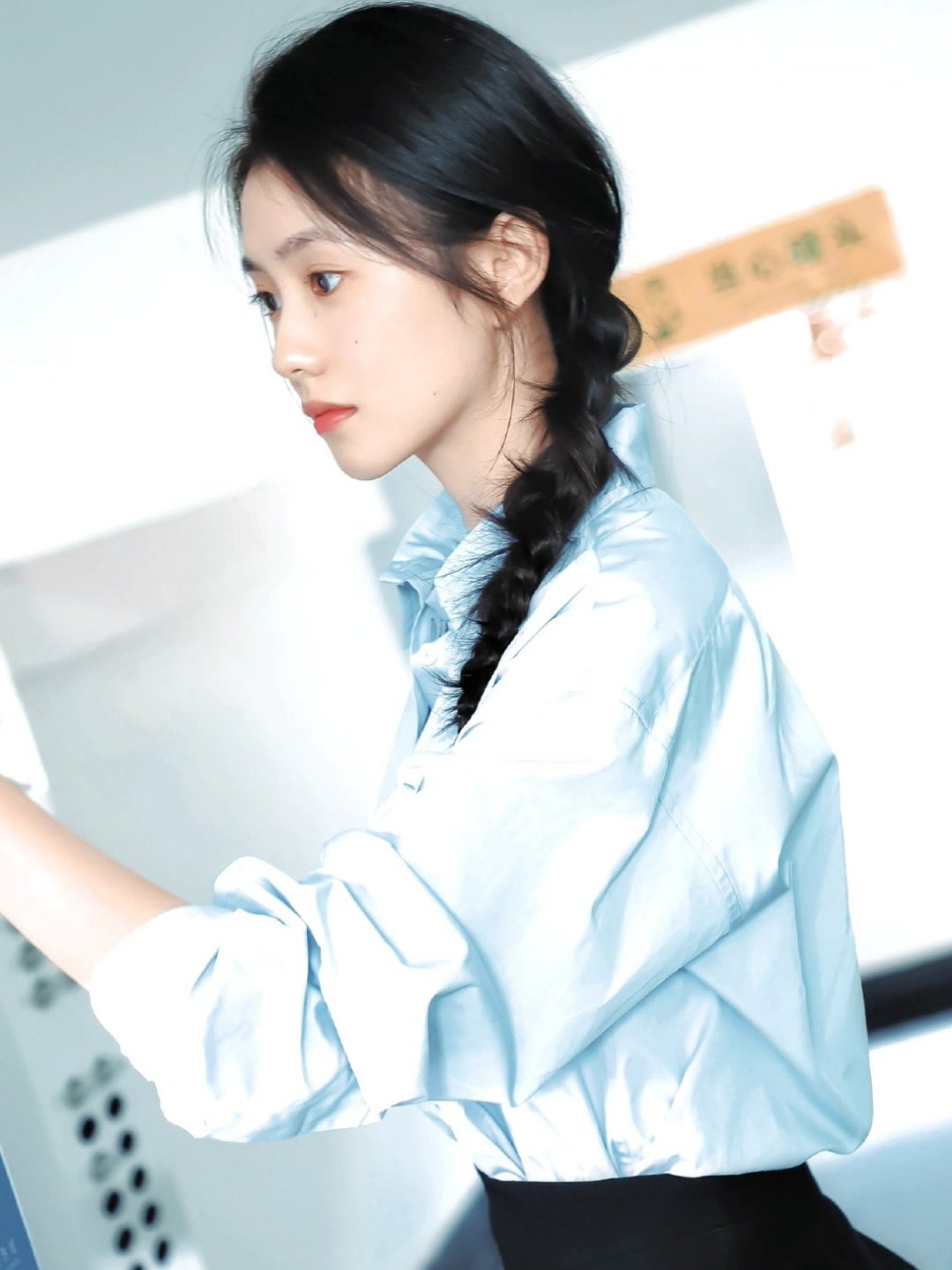 刘浩存_照片_05.jpg